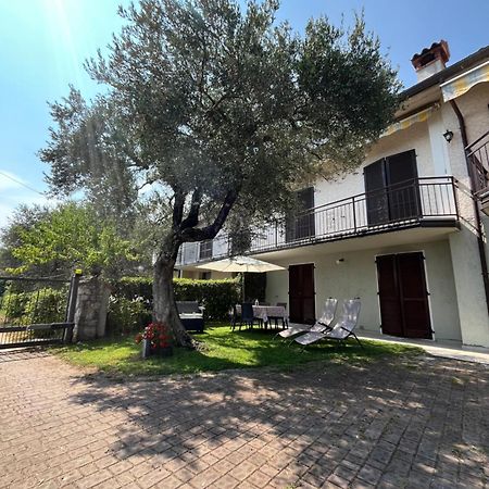 Relax In The Olive Grove Appartement Toscolano Maderno Buitenkant foto