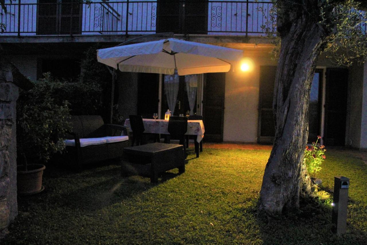 Relax In The Olive Grove Appartement Toscolano Maderno Buitenkant foto