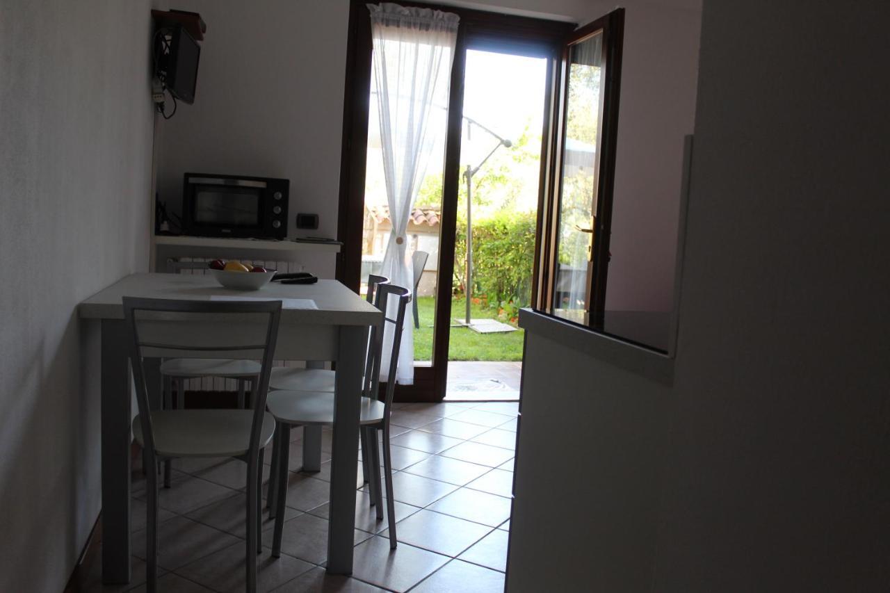 Relax In The Olive Grove Appartement Toscolano Maderno Buitenkant foto